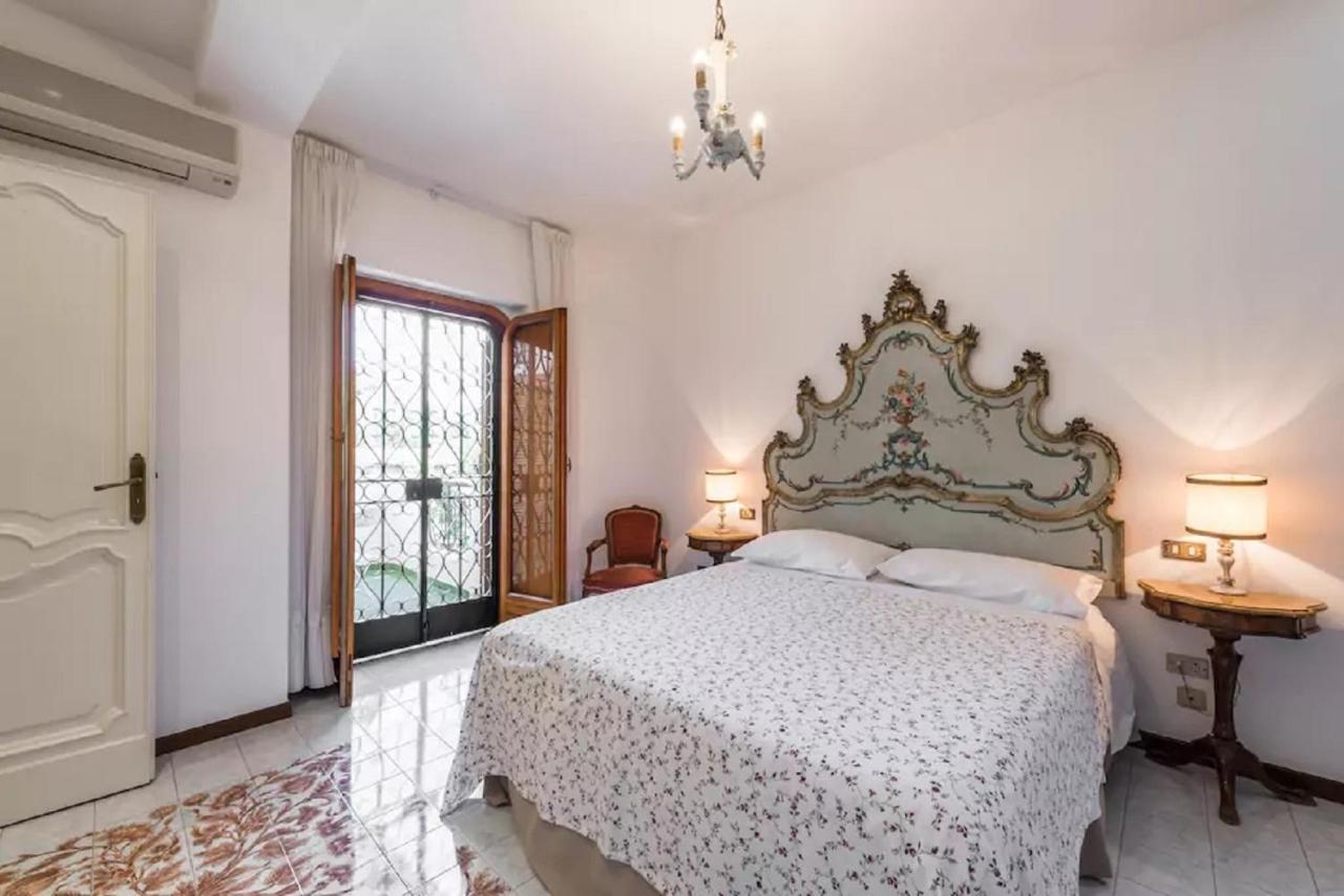 Villa Mary Trani Exterior foto