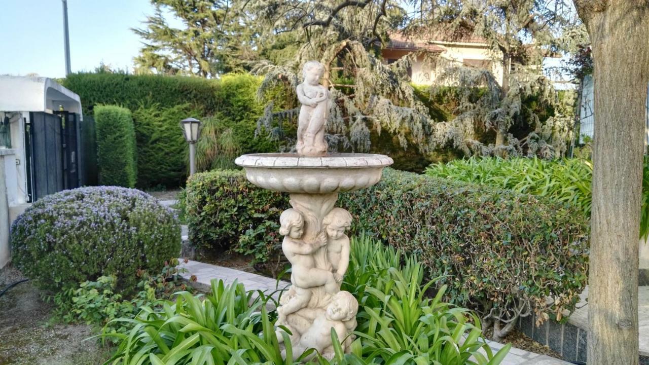 Villa Mary Trani Exterior foto
